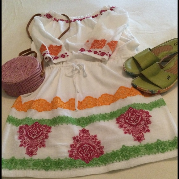 Tommy Bahama white embroidered dress. - Picture 2 of 6
